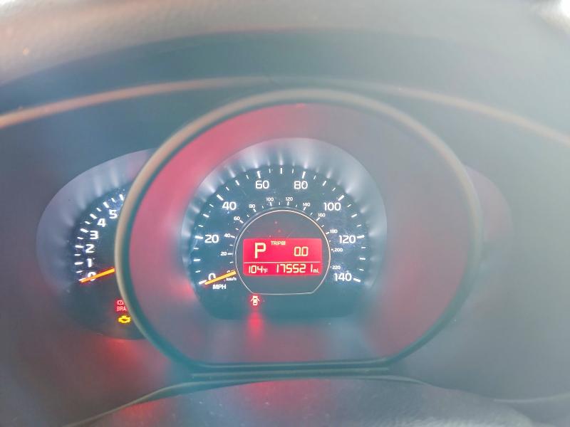 2014 Kia Soul მანქანა იყიდება აუქციონზე, vin: KNDJP3A56E7718243, აუქციონის ნომერი: 67978806