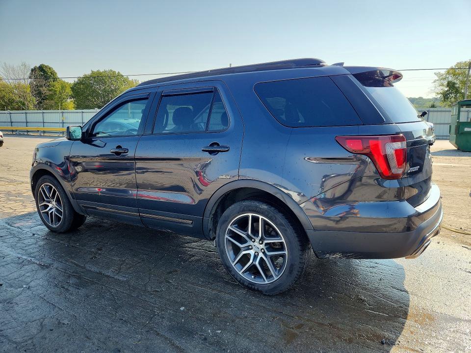 69416166 :رقم المزاد ، 1FM5K8GT5HGD62810 vin ، 2017 Ford Explorer مزاد بيع