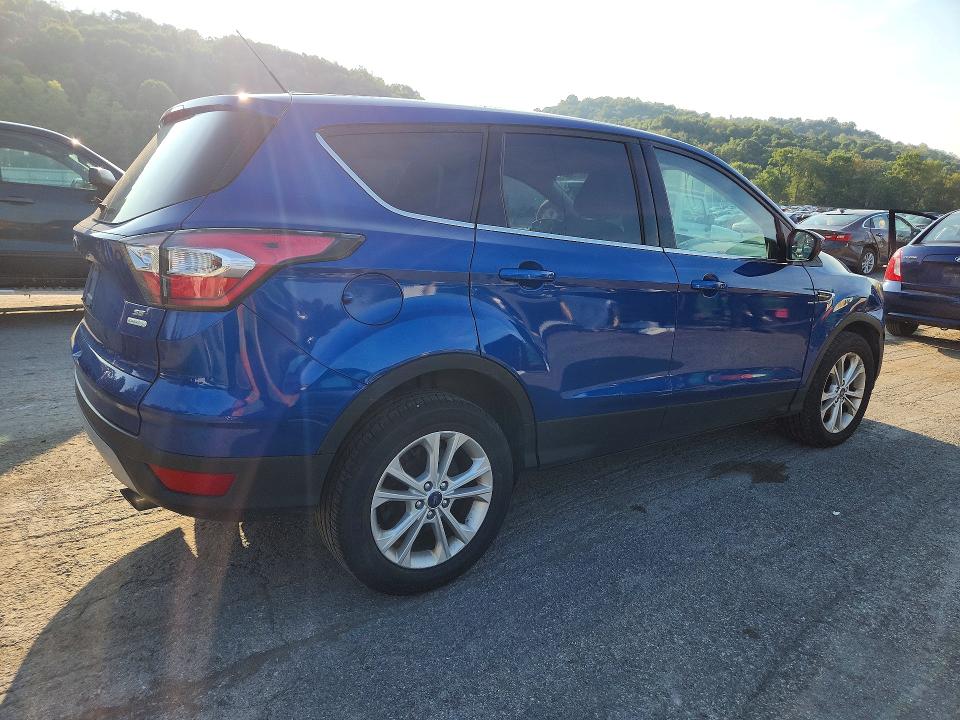 Продаж на аукціоні авто 2017 Ford Escape, vin: 1FMCU0GD7HUA21258, номер лоту: 67841196