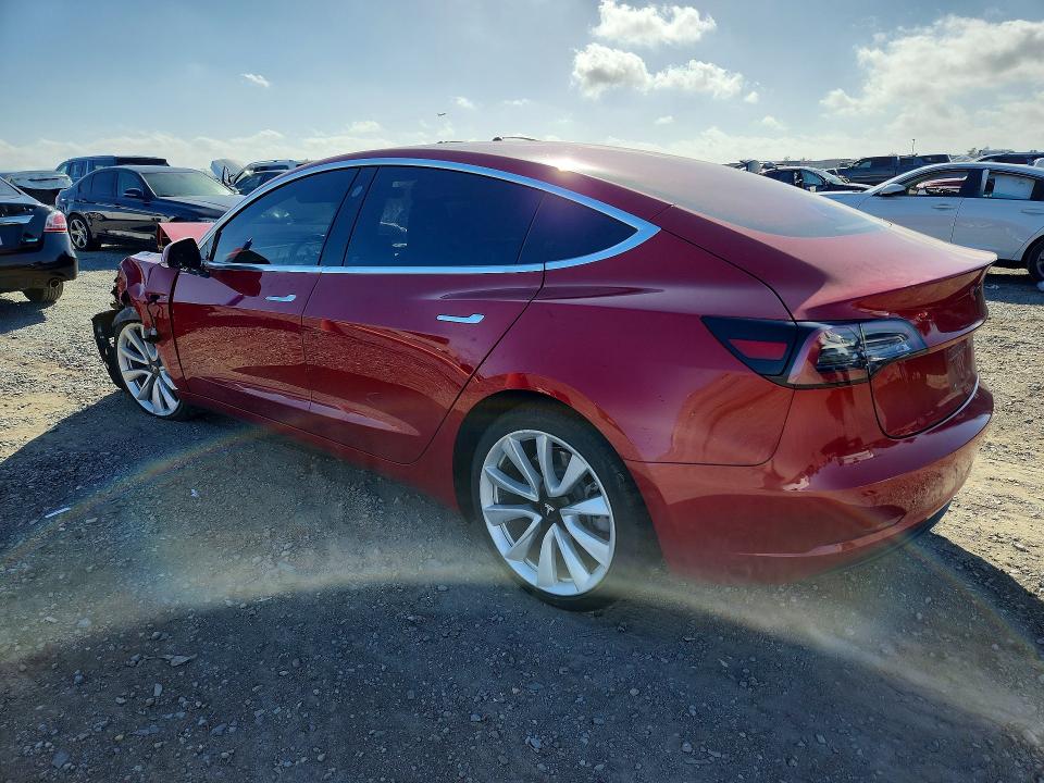 2018 Tesla Model 3 მანქანა იყიდება აუქციონზე, vin: 5YJ3E1EA5JF155054, აუქციონის ნომერი: 70847276