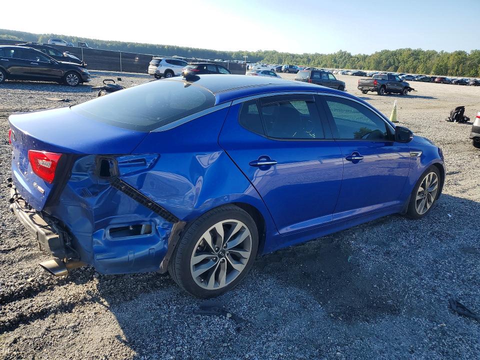 2015 Kia Optima მანქანა იყიდება აუქციონზე, vin: 5XXGR4A6XFG371351, აუქციონის ნომერი: 68017806