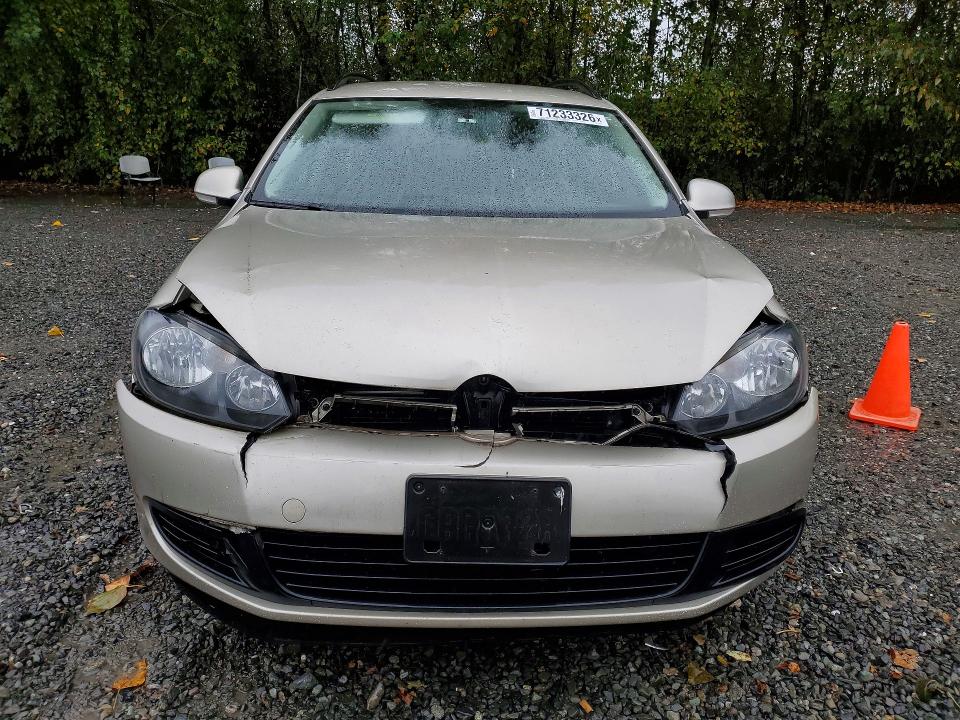 71233326 :رقم المزاد ، 3VWML7AJ1EM625193 vin ، 2014 Volkswagen Jetta مزاد بيع