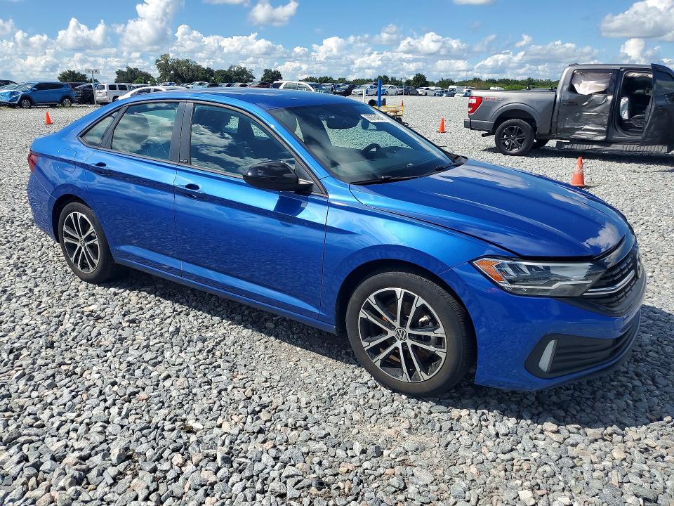 Продажа на аукционе авто 2023 Volkswagen Jetta, vin: 3VWBM7BU9PM018507, номер лота: 69764846