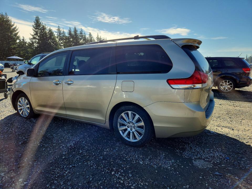 Продаж на аукціоні авто 2014 Toyota Sienna, vin: 5TDJK3DC8ES082228, номер лоту: 70675126