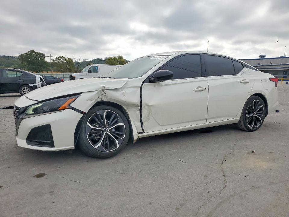 2025 Nissan Altima მანქანა იყიდება აუქციონზე, vin: 1N4BL4CV5SN339556, აუქციონის ნომერი: 69915426
