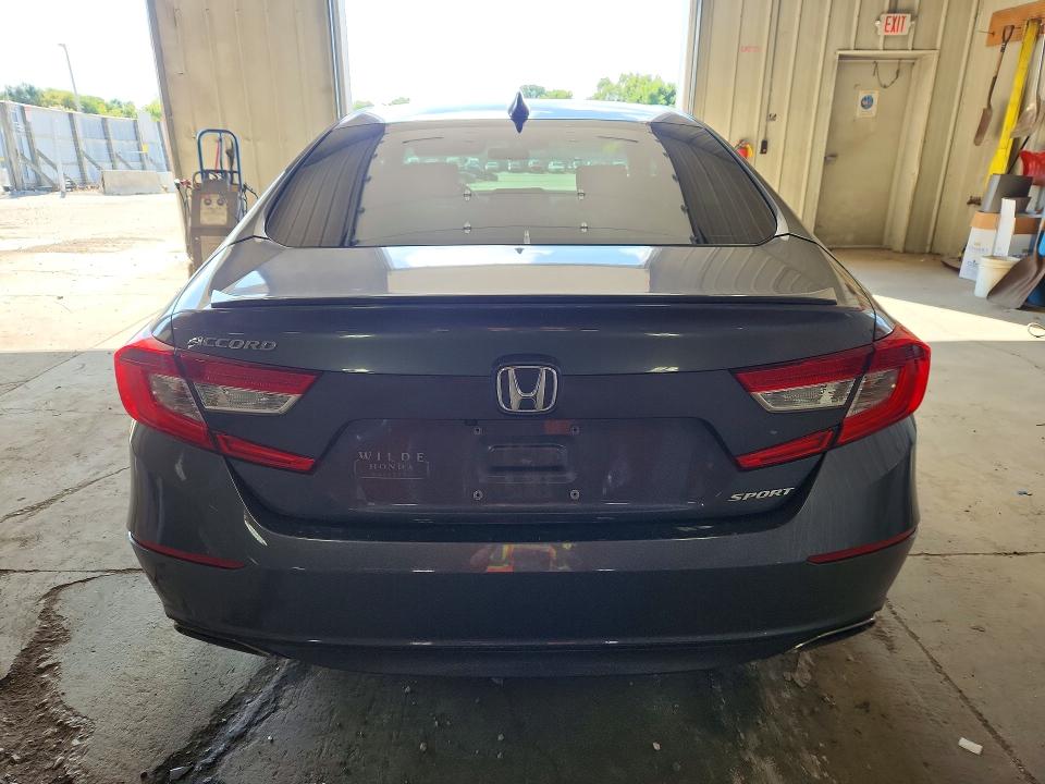 Продаж на аукціоні авто 2018 Honda Accord, vin: 1HGCV1F36JA028663, номер лоту: 69644156