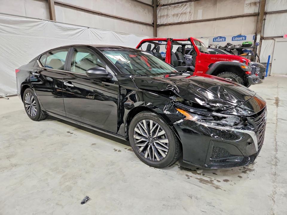2025 Nissan Altima მანქანა იყიდება აუქციონზე, vin: 1N4BL4DV5SN376640, აუქციონის ნომერი: 70278806