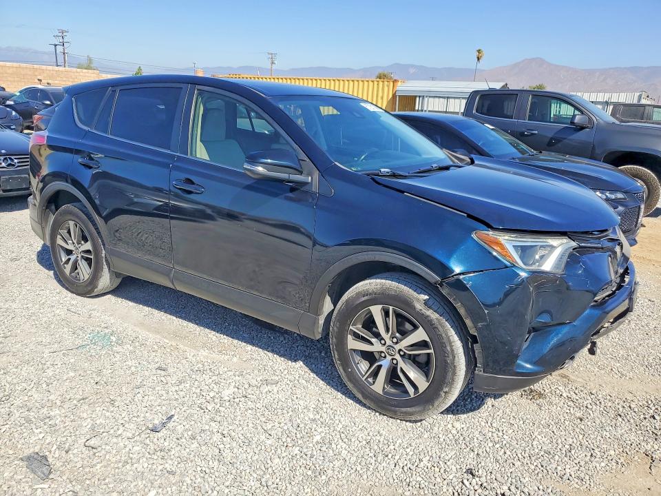 2018 Toyota Rav4 მანქანა იყიდება აუქციონზე, vin: JTMWFREV9JJ174033, აუქციონის ნომერი: 67281386
