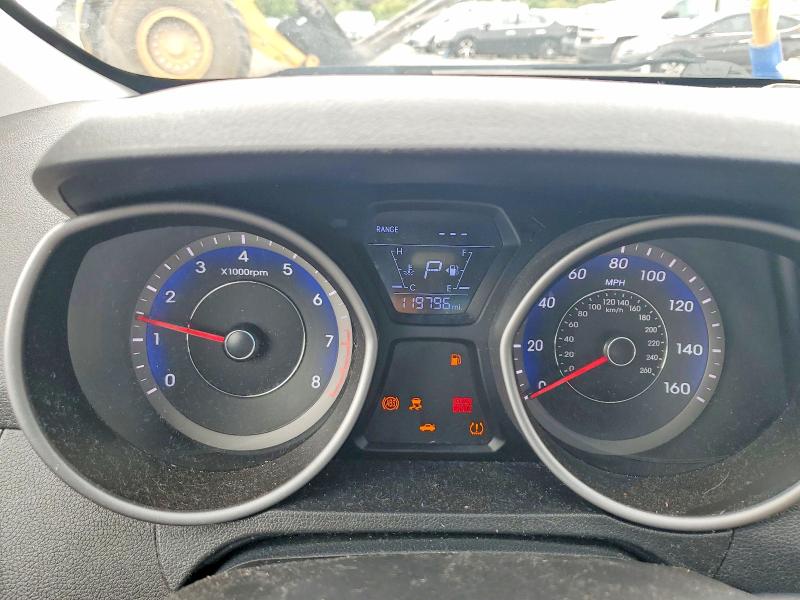 2015 Hyundai Elantra მანქანა იყიდება აუქციონზე, vin: KMHDH4AEXFU437710, აუქციონის ნომერი: 68812406