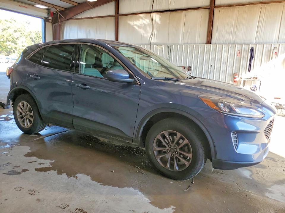 2020 Ford Escape მანქანა იყიდება აუქციონზე, vin: 1FMCU9G66LUC62131, აუქციონის ნომერი: 67781216