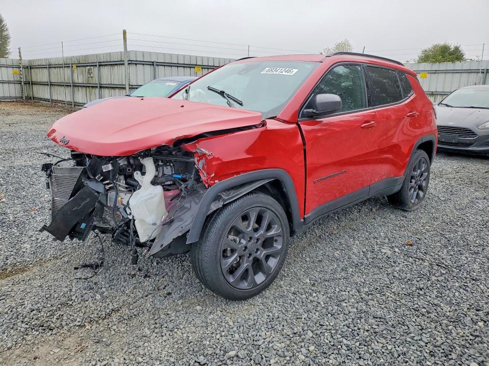 69341246 :رقم المزاد ، 3C4NJDEB9MT565909 vin ، 2021 Jeep Compass مزاد بيع