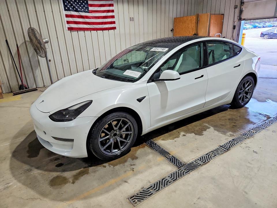 2021 Tesla Model 3 მანქანა იყიდება აუქციონზე, vin: 5YJ3E1EAXMF851817        , აუქციონის ნომერი: 68647196