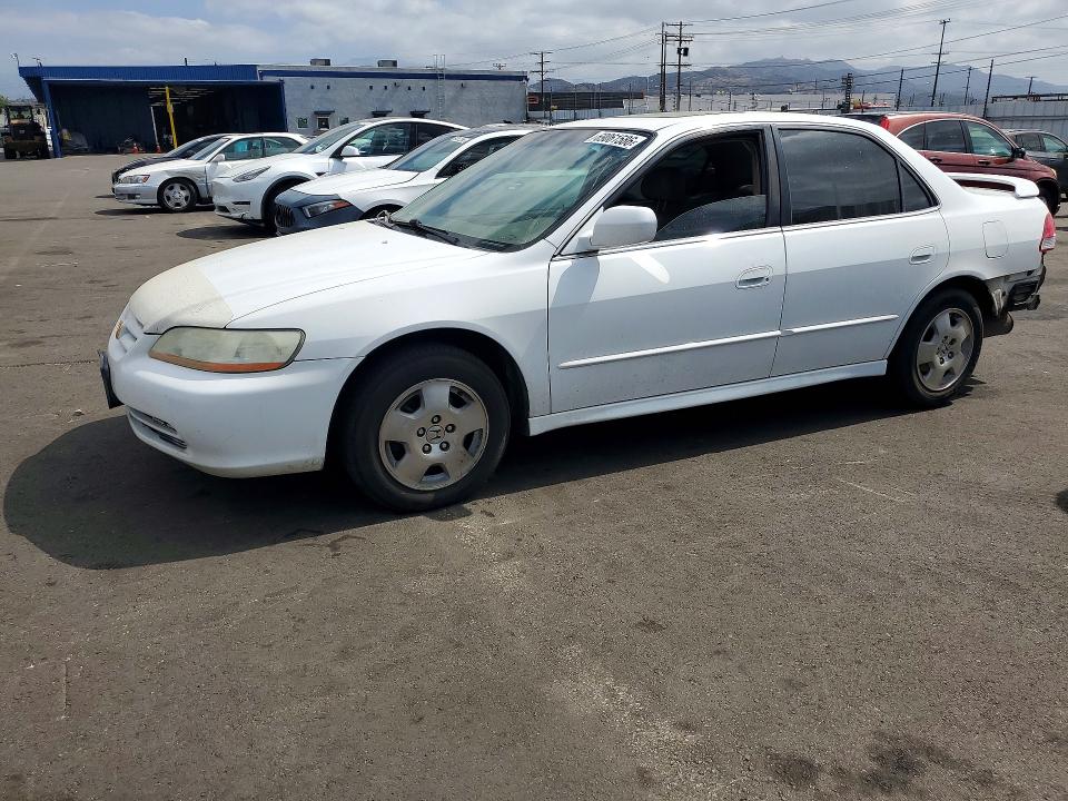 2002 Honda Accord მანქანა იყიდება აუქციონზე, vin: 1HGCG16562A040308, აუქციონის ნომერი: 69061586