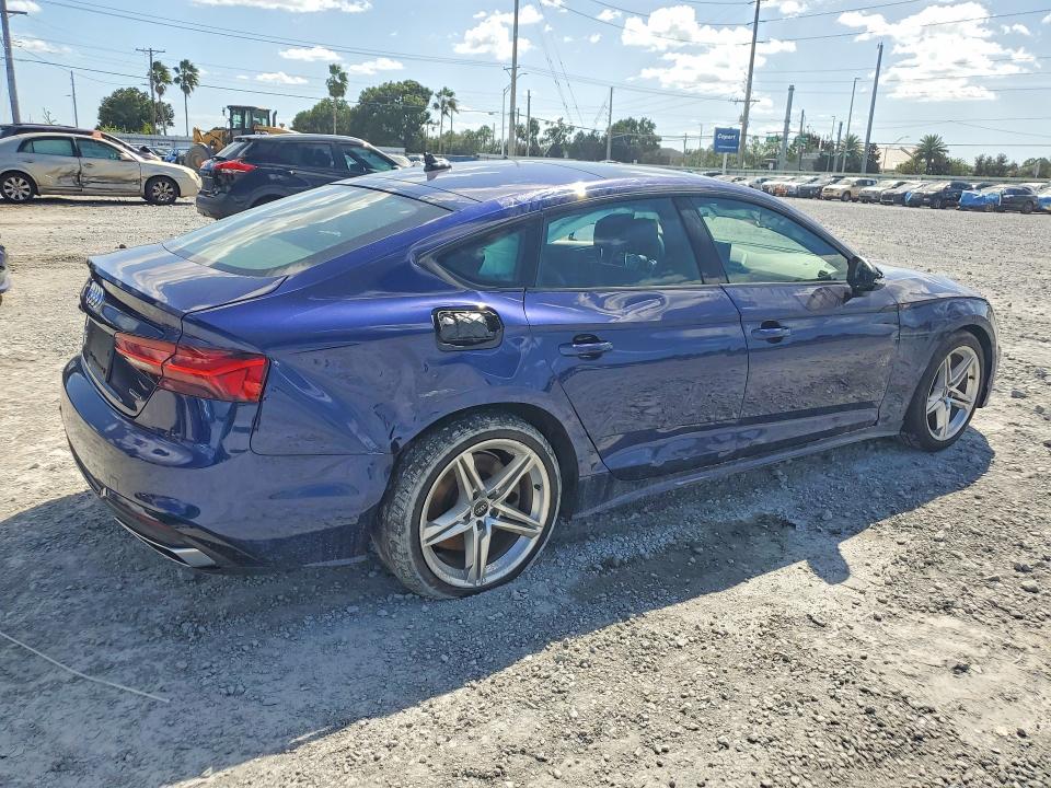 2021 Audi A5 მანქანა იყიდება აუქციონზე, vin: WAUDACF5XMA044698, აუქციონის ნომერი: 69498676