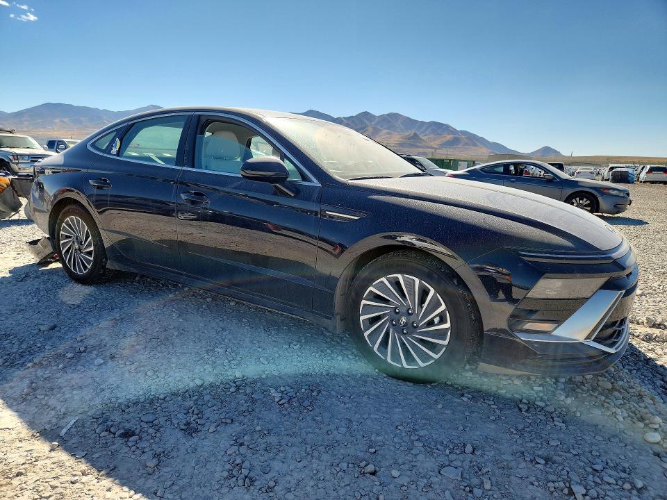 Продаж на аукціоні авто 2025 Hyundai Sonata Hybrid, vin: KMHL34JJ2SA111290, номер лоту: 68221686