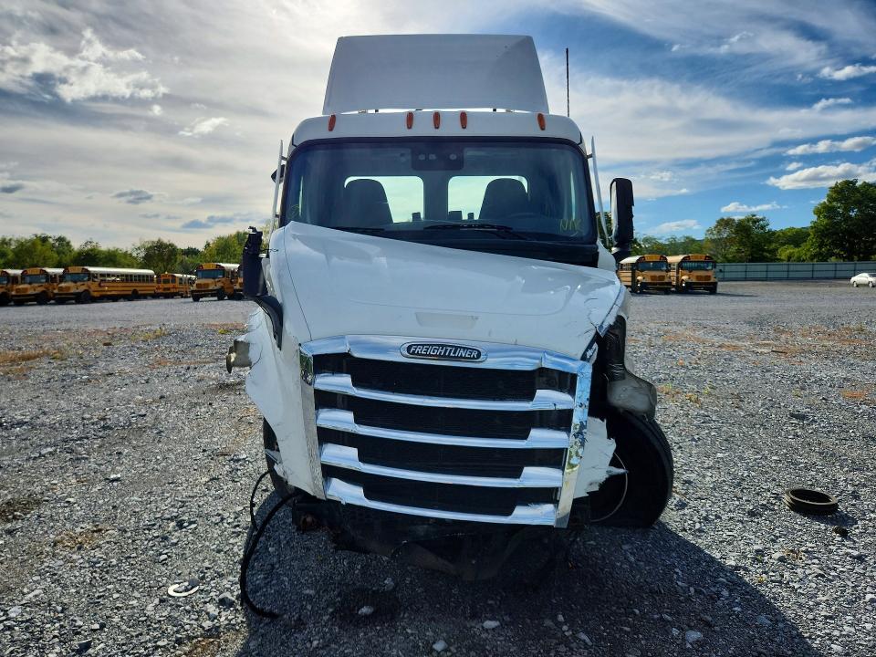 Продаж на аукціоні авто 2025 Freightliner Cascadia 116, vin: 3AKJHTDV1SDVL0260, номер лоту: 70255106