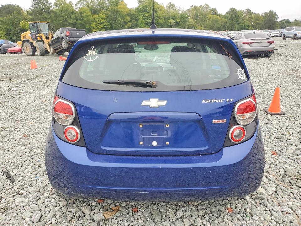 70045886 :رقم المزاد ، 1G1JC6SB7D4140597 vin ، 2013 Chevrolet Sonic مزاد بيع