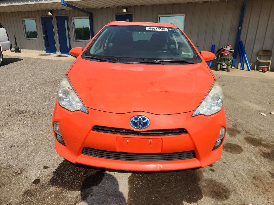 Продаж на аукціоні авто 2013 Toyota Prius C, vin: JTDKDTB30D1045851, номер лоту: 69637346