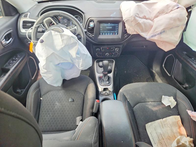 67393046 :رقم المزاد ، 3C4NJDABXJT344790 vin ، 2018 Jeep Compass مزاد بيع
