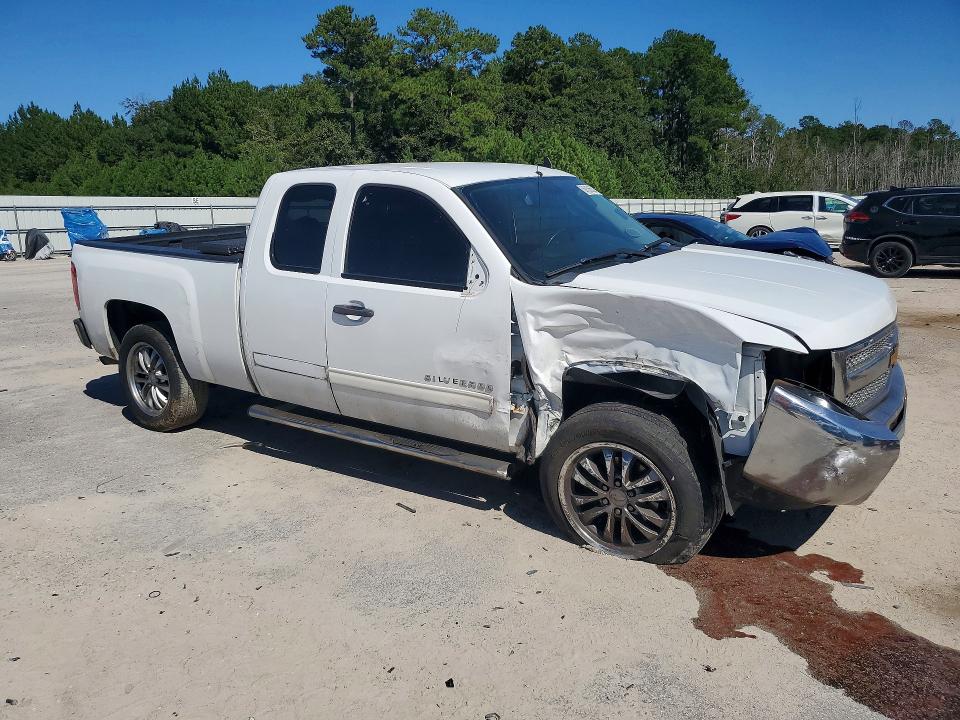 69136636 :رقم المزاد ، 1GCRCSEA4DZ211148 vin ، 2013 Chevrolet Silverado مزاد بيع