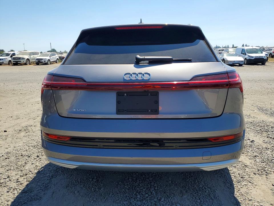 Aukcja sprzedaży 2019 Audi E-tron, vin: WA1LABGE5KB013108, numer aukcji: 68828086