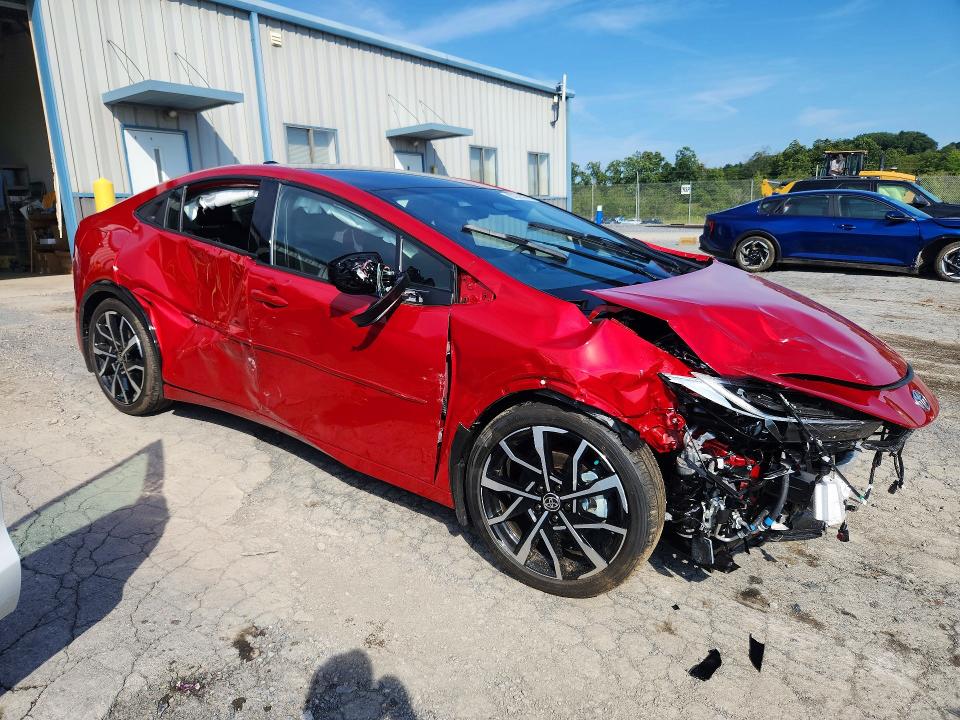 2026 Toyota Prius Plug-in Hybrid მანქანა იყიდება აუქციონზე, vin: JTDACACU7T3062238, აუქციონის ნომერი: 67355976