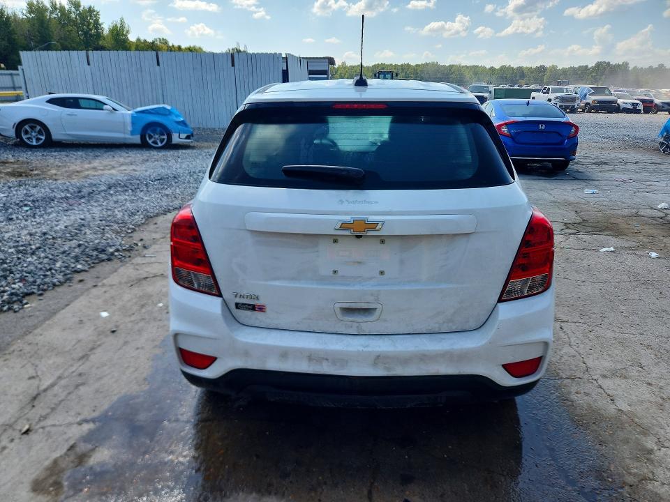 69070406 :رقم المزاد ، KL7CJKSB7JB720869 vin ، 2018 Chevrolet Trax مزاد بيع