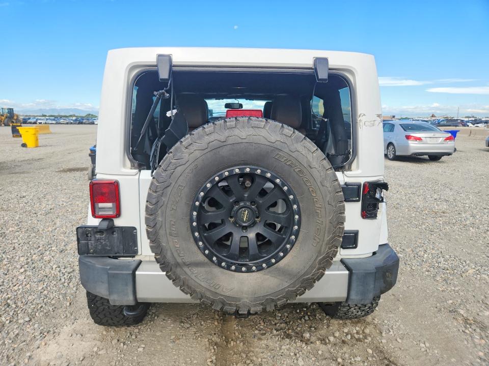 67472146 :رقم المزاد ، 1C4BJWEGXHL690591 vin ، 2017 Jeep Wrangler Unlimited مزاد بيع