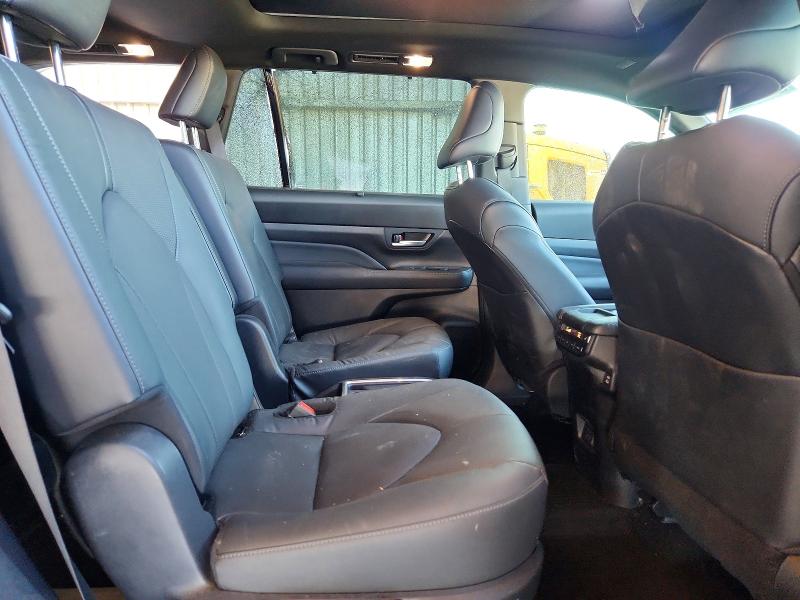 2025 Toyota Grand Highlander Hybrid მანქანა იყიდება აუქციონზე, vin: 5TDACAB50SS040296, აუქციონის ნომერი: 70562216