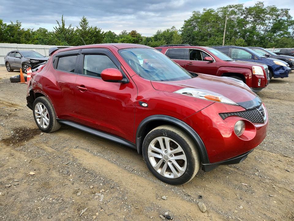 69295256 :رقم المزاد ، JN8AF5MR0BT009313 vin ، 2011 Nissan Juke مزاد بيع