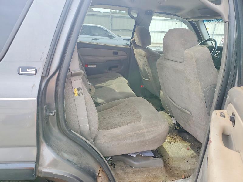 70124636 :رقم المزاد ، 1GNEK13Z62J275909 vin ، 2002 Chevrolet Tahoe مزاد بيع