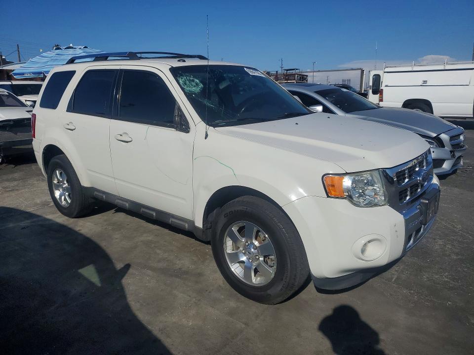 2011 Ford Escape მანქანა იყიდება აუქციონზე, vin: 1FMCU0E72BKC63634, აუქციონის ნომერი: 69647626