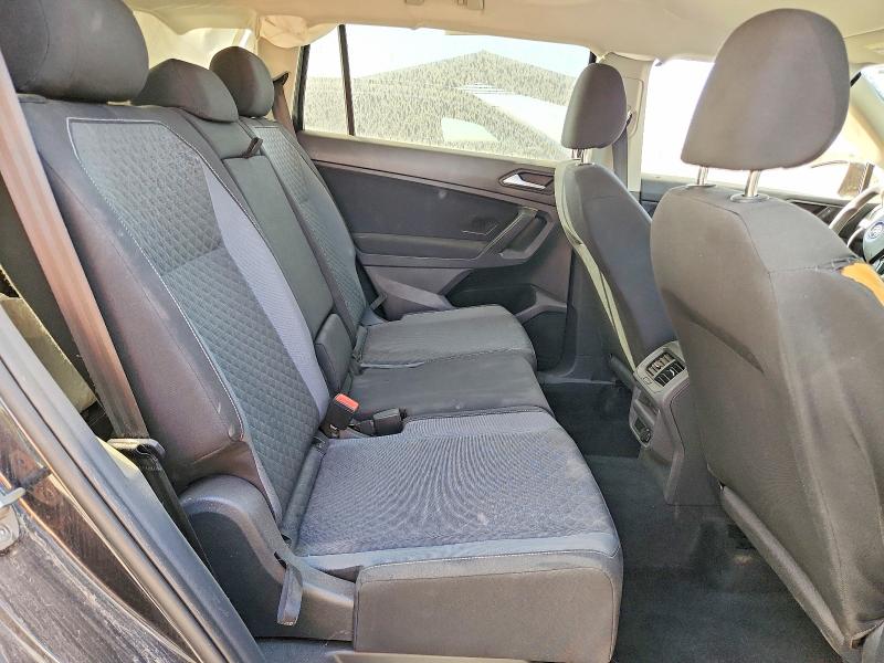 Продажа на аукционе авто 2021 Volkswagen Tiguan, vin: 3VV1B7AX0MM121215, номер лота: 69182716