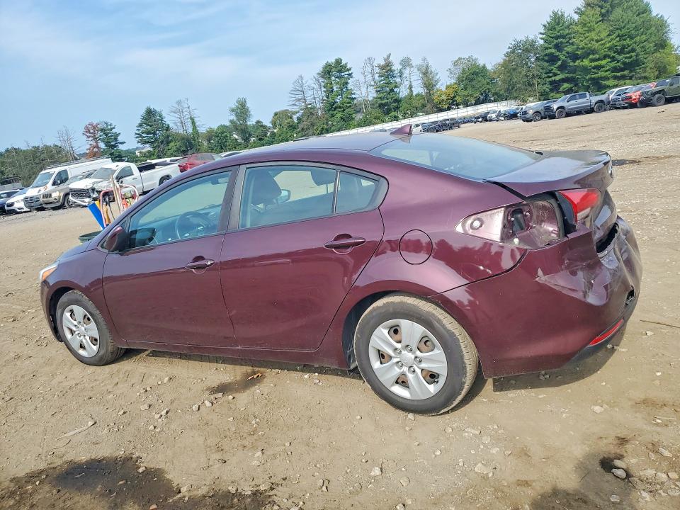 67502016 :رقم المزاد ، 3KPFK4A78JE250876 vin ، 2018 Kia Forte مزاد بيع