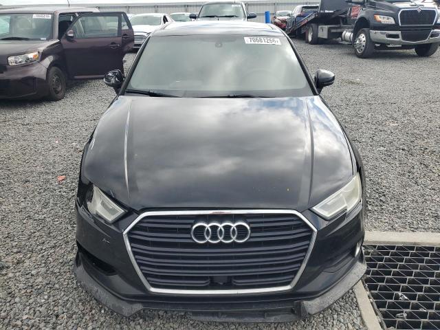 70681266 :رقم المزاد ، WAUAUHFF5J1056088 vin ، 2018 Audi A3 مزاد بيع