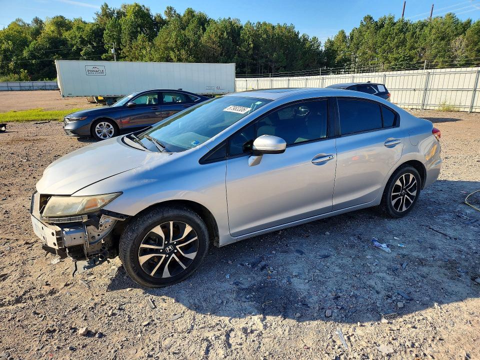 2015 Honda Civic მანქანა იყიდება აუქციონზე, vin: 2HGFB2F87FH551772, აუქციონის ნომერი: 67983306