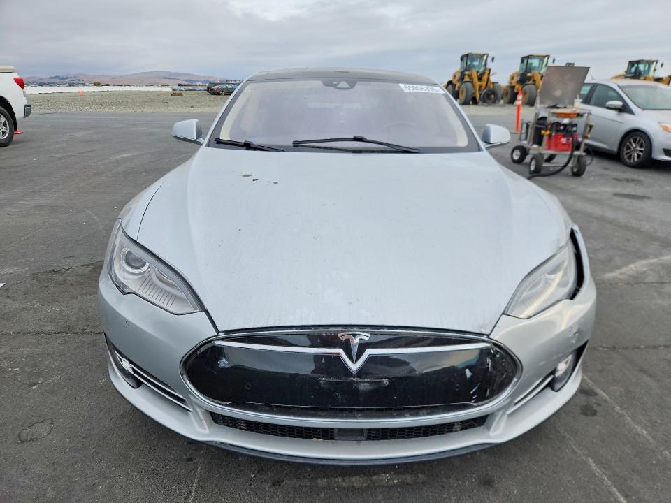 Продаж на аукціоні авто 2014 Tesla Model S, vin: 5YJSA1S11EFP49478, номер лоту: 65956396