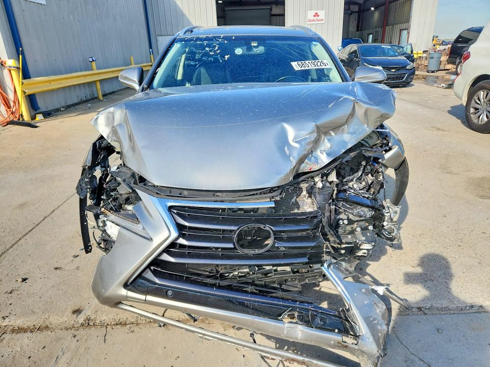 68519226 :رقم المزاد ، JTJYARBZXH2062681 vin ، 2017 Lexus Nx 200t مزاد بيع