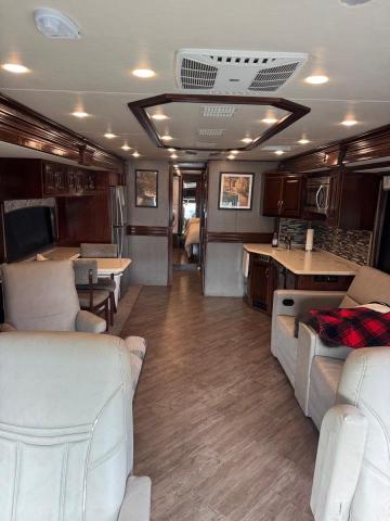 69821846 :رقم المزاد ، 4UZACWFC9JCKK1754 vin ، 2018 Freightliner Chassis مزاد بيع
