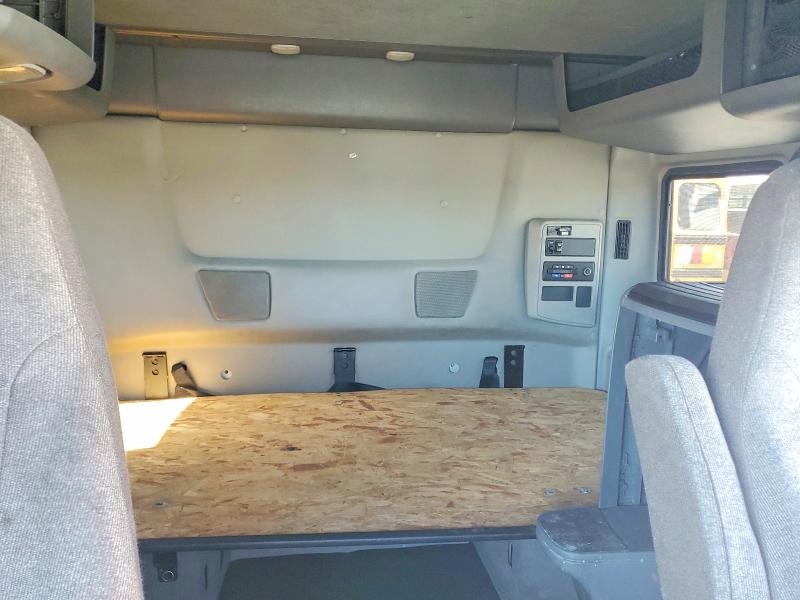 70550646 :رقم المزاد ، 3HSDZAPR7NN589295 vin ، 2022 International Lt625 مزاد بيع