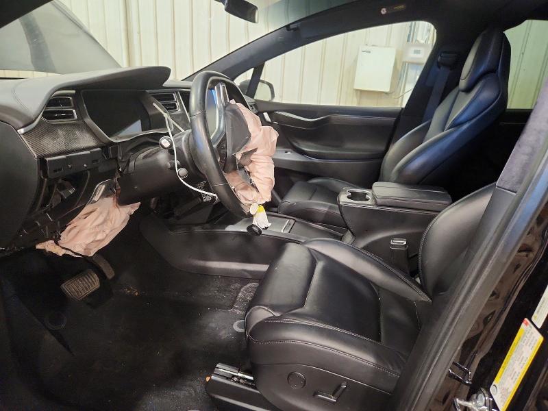 Продажа на аукционе авто 2017 Tesla Model X, vin: 5YJXCAE27HF075393, номер лота: 69407686