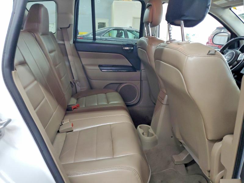 2022 Jeep Compass მანქანა იყიდება აუქციონზე, vin: 1J4NF5FB3BD277869, აუქციონის ნომერი: 68136676