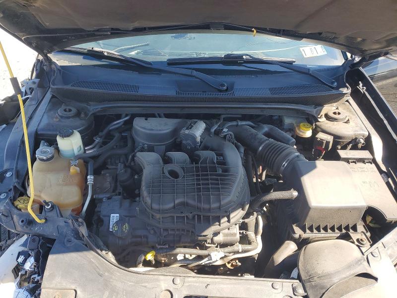 70425696 :رقم المزاد ، 1C3CCBCG2CN308825 vin ، 2012 Chrysler 200 مزاد بيع