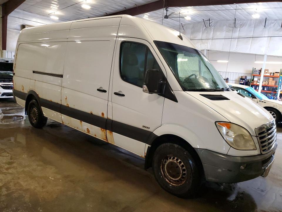 Aukcja sprzedaży 2010 Freightliner Sprinter, vin: WDYPE8CC1A5493961, numer aukcji: 69144466
