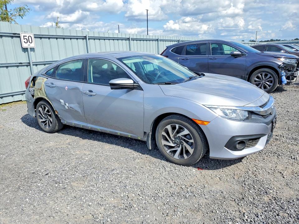 Aukcja sprzedaży 2018 Honda Civic, vin: 2HGFC2F8XJH015145, numer aukcji: 69039336