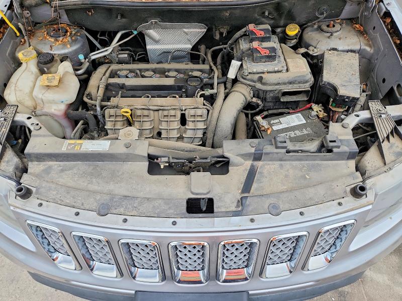 69428306 :رقم المزاد ، 1C4NJDEB8HD196777 vin ، 2017 Jeep Compass مزاد بيع
