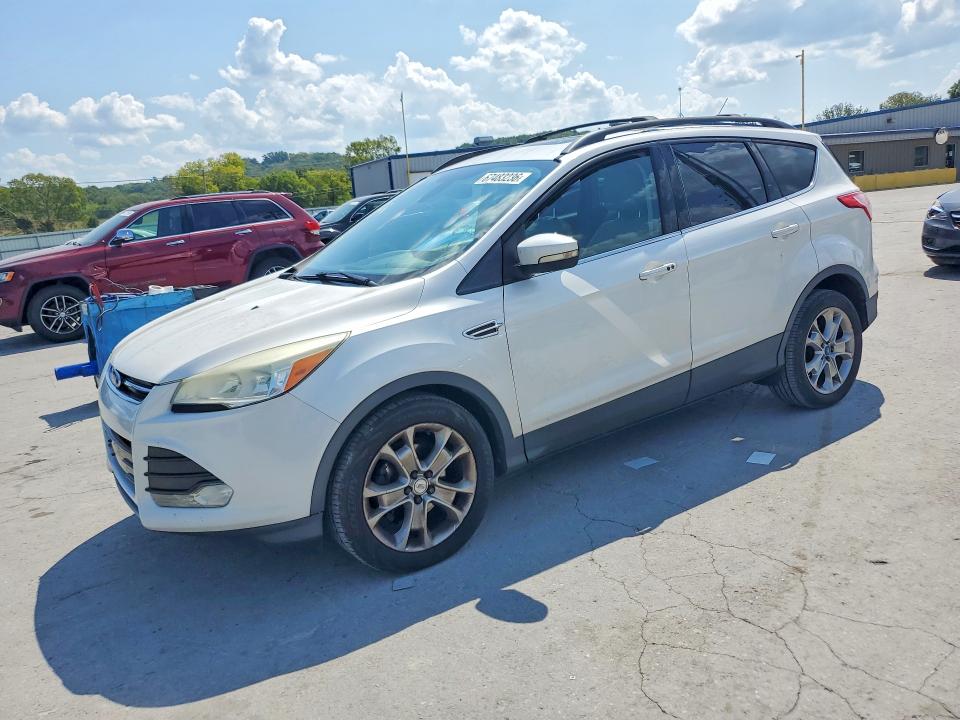 67483236 :رقم المزاد ، 1FMCU0HX5DUB76152 vin ، 2013 Ford Escape مزاد بيع