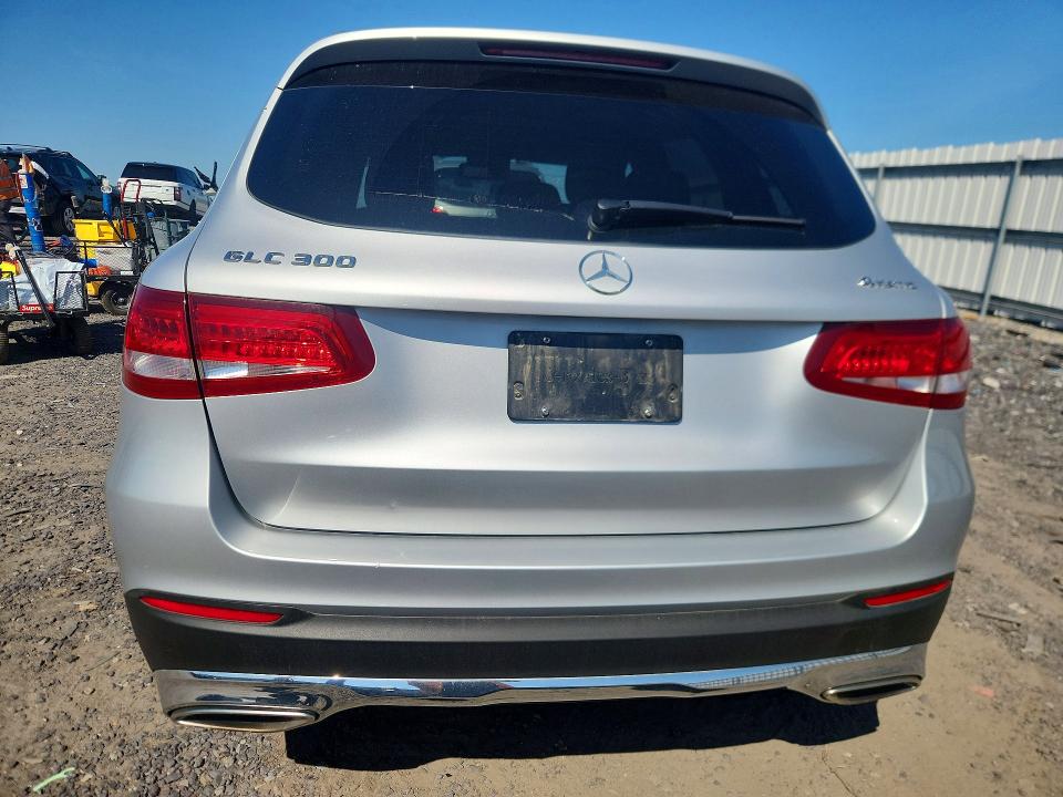2017 Mercedes-benz Glc მანქანა იყიდება აუქციონზე, vin: WDC0G4KB3HF134831, აუქციონის ნომერი: 69060376