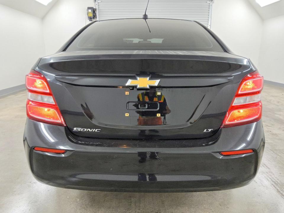 Продажа на аукционе авто 2017 Chevrolet Sonic, vin: 1G1JD5SHXH4140966, номер лота: 66646436
