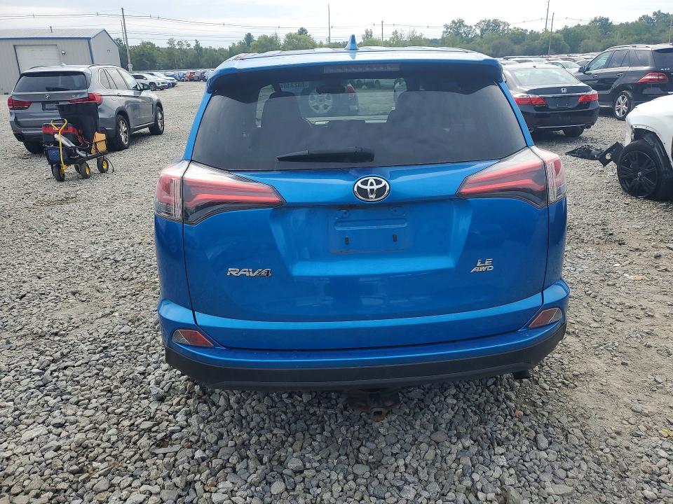 68231646 :رقم المزاد ، JTMBFREV9JJ728833 vin ، 2018 Toyota Rav4 مزاد بيع